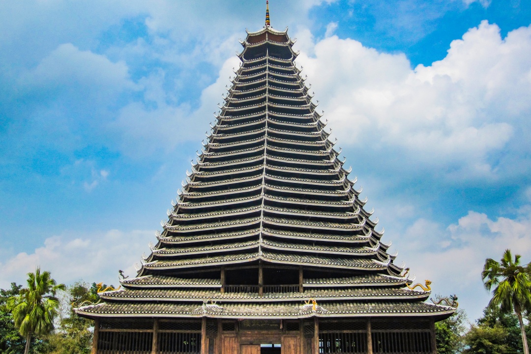 Sanjiang Dong County