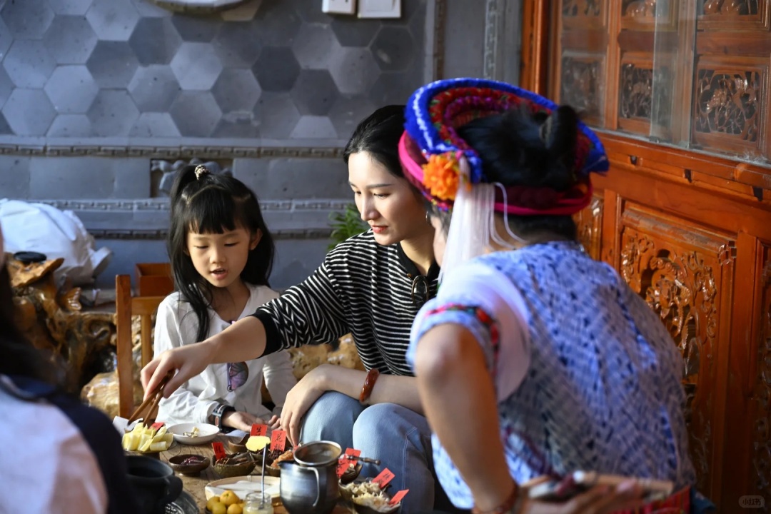 Xizhou Three-Course Tea Ceremony